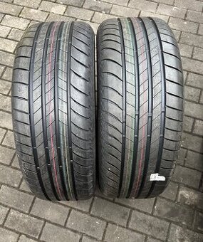 Nove letni pneu Bridgestone 225/45 r19