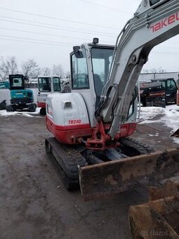 Takeuchi TB240