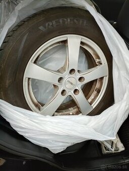Disky DEZENT + 215/60 R16 zimné pneumatiky Vredestein SUZUKI