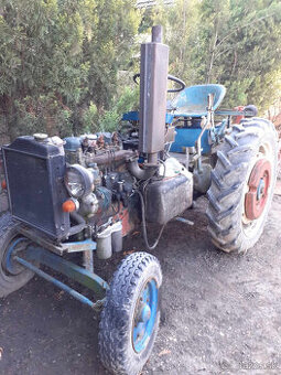 Traktor motor 52/prevodovka 25