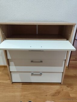 Botníková skriňa