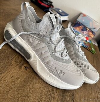 Pánske tenisky Under Armour UA Phantom 4