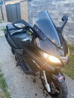 Predám Aprilia 850srv
