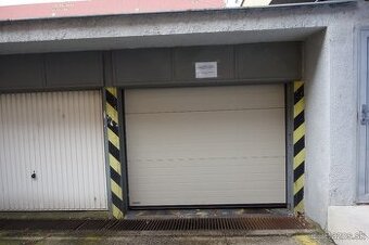 Garáž v parkovacom dome Liptovská NIVY