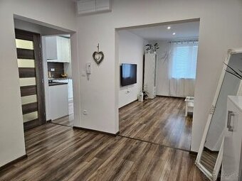 PREDAJ 3i byt,M.Rázusa/PRIEVIDZ–70,40 m2