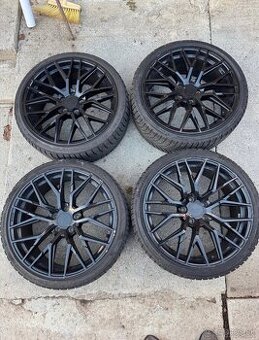 R19 RS4 235/35 Zimné pneu