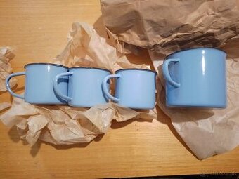 Predám smaltované hrnčeky