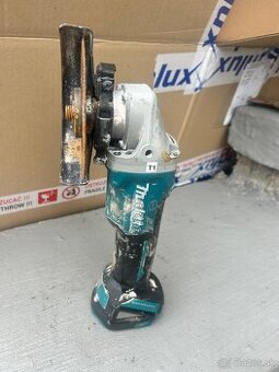 Makita 5