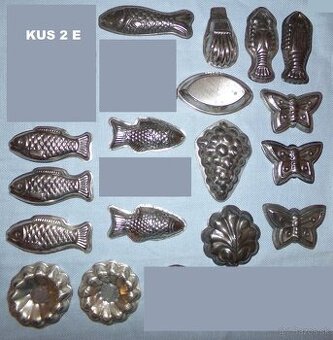 FORMIČKY A VYKRAJOVAČKY, DOBOVÉ na pečenie, pre zberateľov