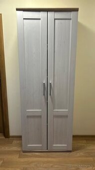 Predsieňová šatníková skriňa Verona