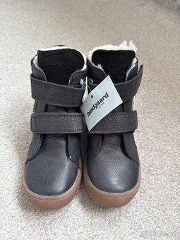 Cizmicky Bundgaard 32 NOVE