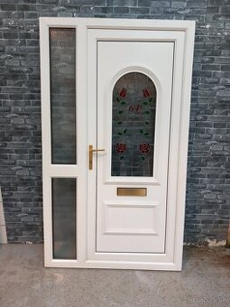 Plastové dvere č.182.   121x206cm.L