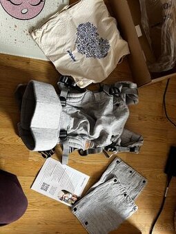 Sestrice carrie lanový nosič