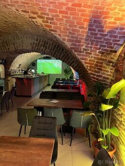 ++PRENÁJOM zariadený bar priamo na pešej zóne++ - 1