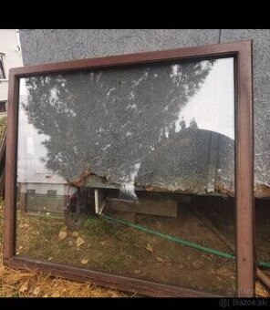 Darujem drevené okná🪟 za všetky 1 rekes piva 🍺