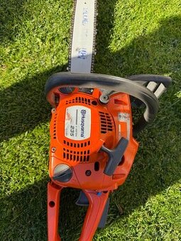 Husqvarna 235 e-series x-torq