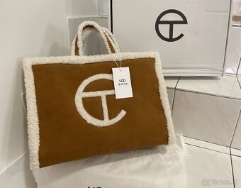 UGG X Telfar Chestnut taška