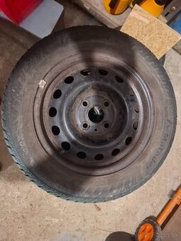 Predám zimné pneumatiky.