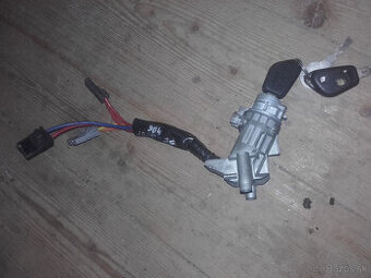 SPINACIA SKRINKA PEUGEOT 406