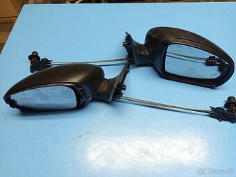 Predám spätné zrkadlá na Fabia 2 Roomster