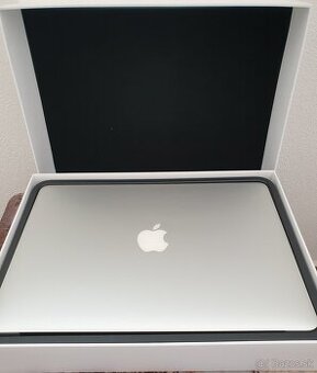 Predám MacBook Air 13" 2017