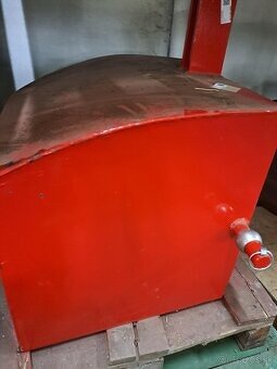 Predné závažie do prednej hydrauliky na Zetor