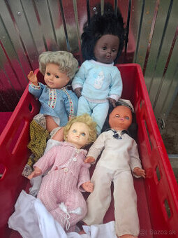 Predám štyri staré bábiky spolu 15€