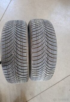 Celoročné pneumatiky 215/65 R16