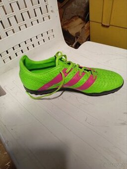 Turfy značky Adidas