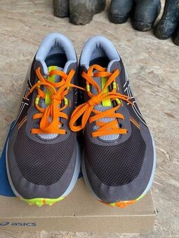 Asics GEL-EXCITE TRAIL 2 vel. 42