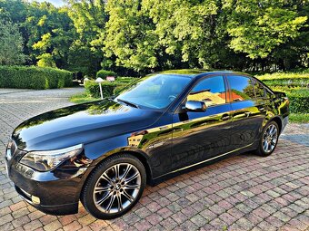 BMW 525d xDrive 3.0d (2993cm³), 145 kW, rv:8/2009