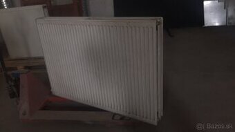 4x radiátor (90x60, 90x90, 200x60, 130x90cm)
