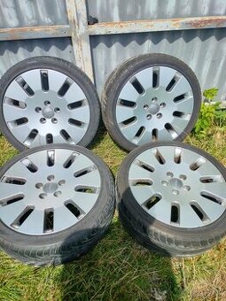 4ks alu disky orig. Audi 5x112 R18