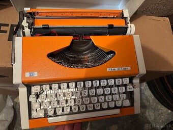 Retro písací stroj UNIS TBM de LUXE