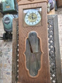 Starožitné mechanické hodinky