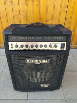 Bas kombo Behringer