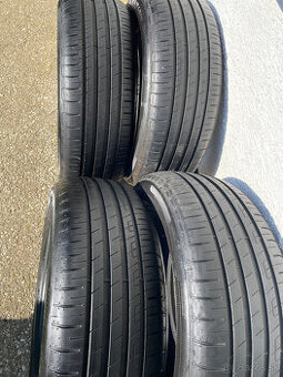 PREDÁM zánovné letné pneu zn. GOODYEAR 215/55 R17 94V - 1