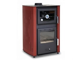 Krbová kamna s teplovodním výměníkem a troubou