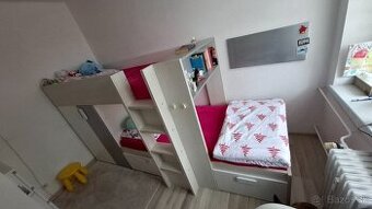 Dvojposchodova postel