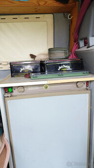 Predám chladničku - VW Transporter T4