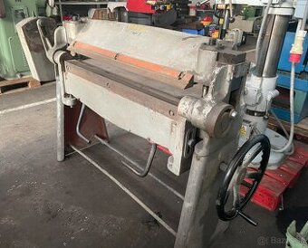 Ohýbačka plechu XO 1000/3A