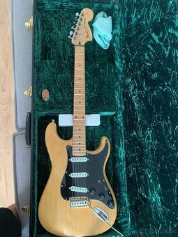 Fender Staratocaster Made in Japan