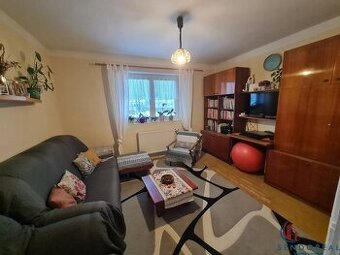 REZERVOVANÉ Predáme 4.izb RD pozemok 734m