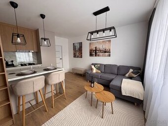 Prenájom 1,5i bytu (rekonštrukcia, zariadený) - Sídlisko III