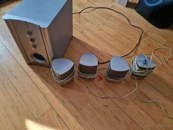 Predám subwoofer a repro k domácemu kinu