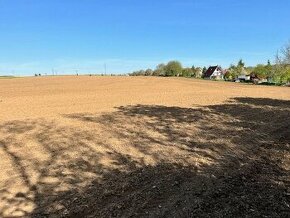 Predaj ornej pôdy o výmere 8,7 HA v lokalite Nitra - Párovsk