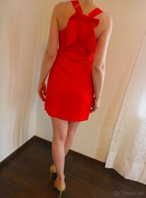 Dámske červené šaty s mašľou Camaieu Veľkosť S 36
