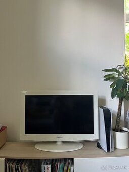 SAMSUNG TV 32”