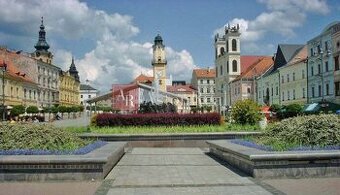 INVESTIČNÁ PRÍLEŽITOSŤ historická budova v CENTRE mesta B.