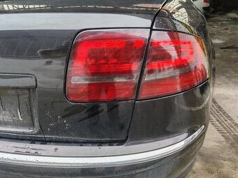 Audi A8 D3 facelift zadné svetlá(komplet set)